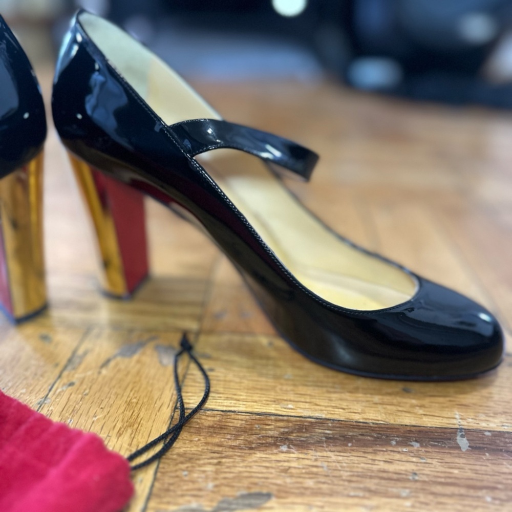 SOLD! Christian Louboutin Bibaba 85 Mary Jane Pumps - Picture 8 of 11